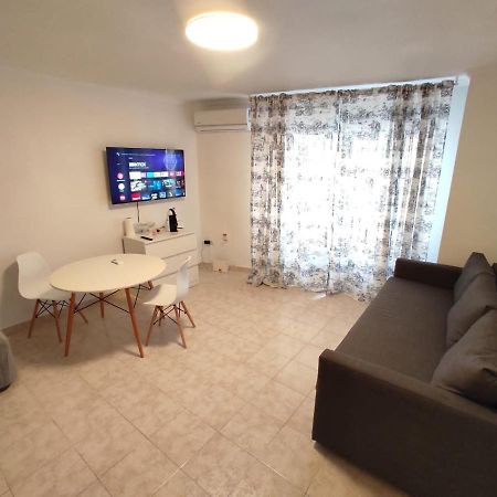 Прекрасная Студия В Двух Минутах От Пляжа Torrevieja Exteriör bild