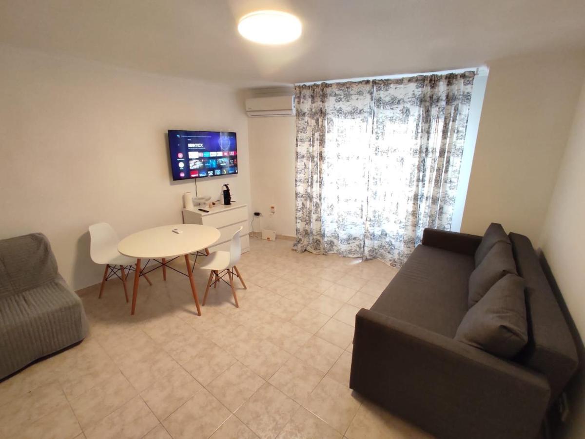 Прекрасная Студия В Двух Минутах От Пляжа Torrevieja Exteriör bild